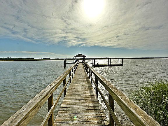 3rd image of 2042 Bailey Island Ln