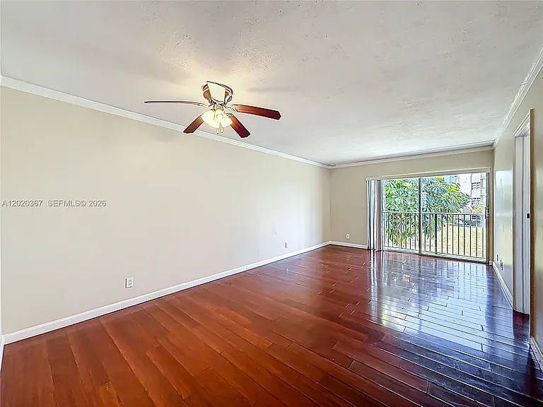 8740 N Sherman Cir #206 — Photo 8