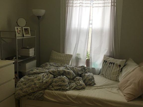 3rd image of 147 Endicott St #12