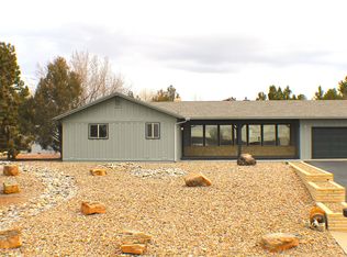 5602 Greenwood Dr, Farmington, NM 87402