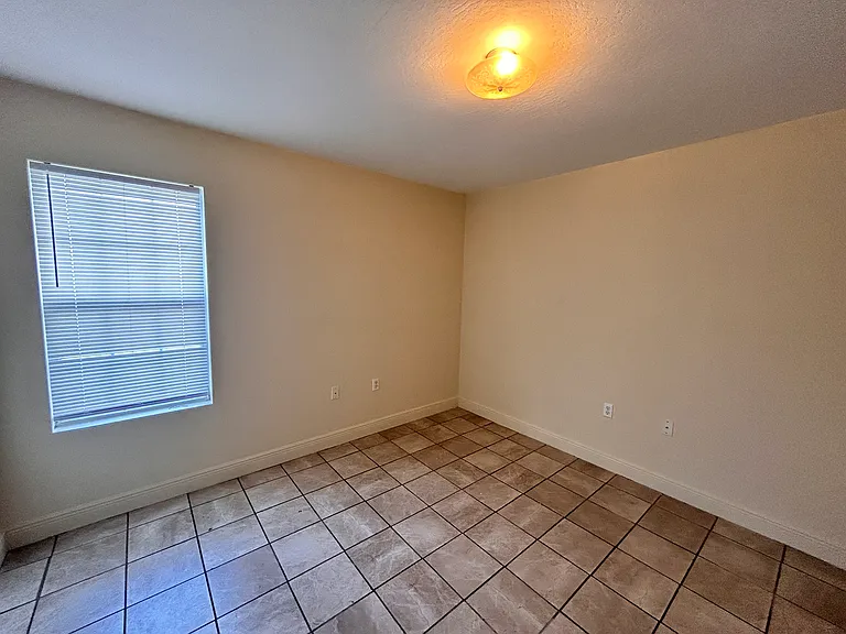 189 N Wind Ridge Ln #A — Photo 14
