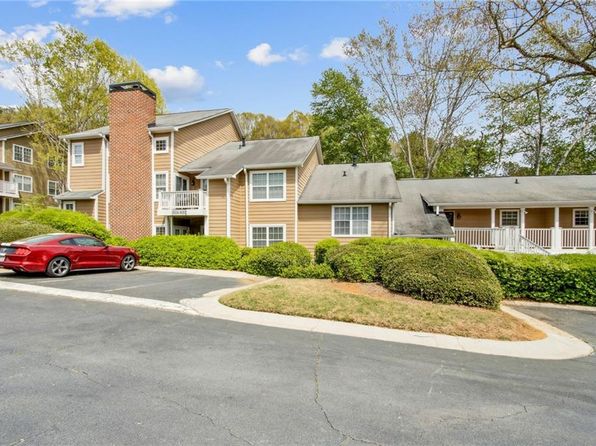 5638 River Heights Xing SE, Marietta, GA 30067
