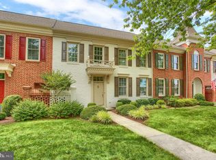 20 Devonshire Sq, Mechanicsburg, PA