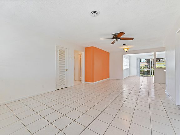 4th image of 421 San Mateo Drive