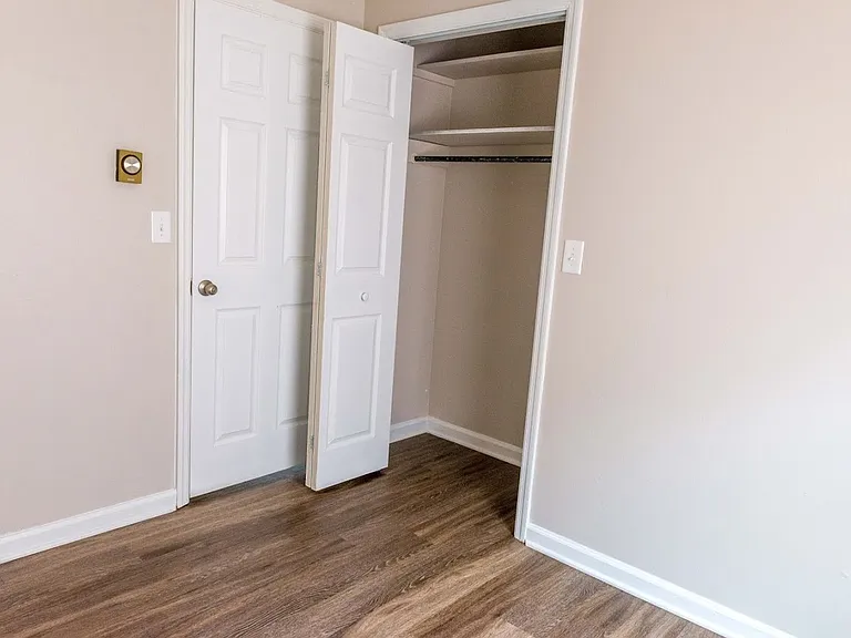 309 W Springfield Ave — Photo 14