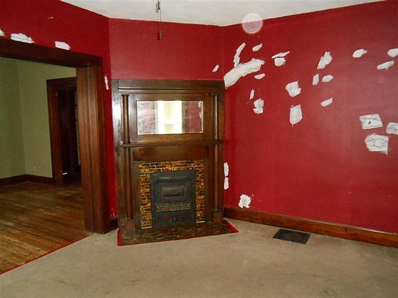 2nd image of 114 N Sutphin St
