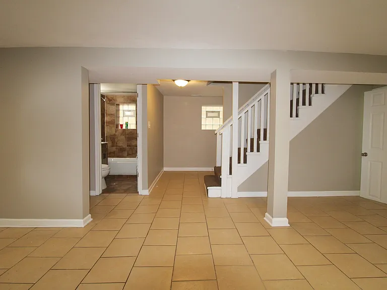 1519 N Linder Ave #G — Photo 7