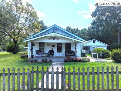 3013 SW 2ND Avenue, Hickory, NC, 28602