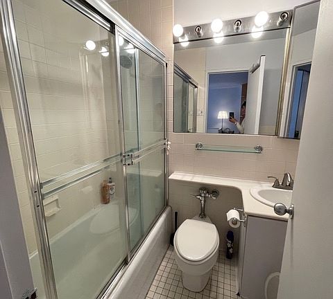 3rd image of 301 E 64th St APT 4J
