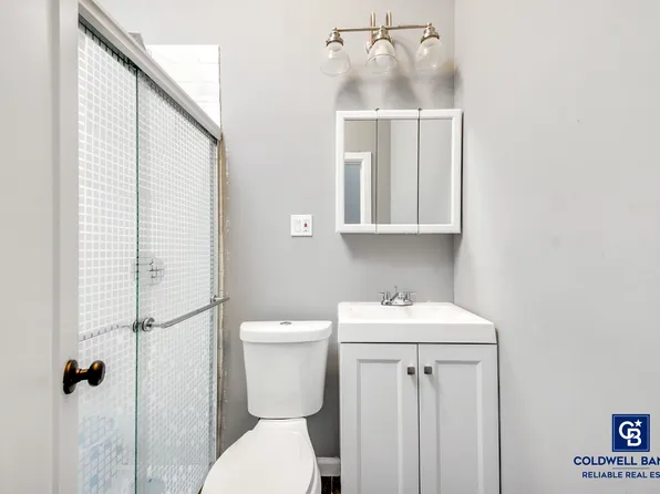 35 Herkimer Street image 9 of 11