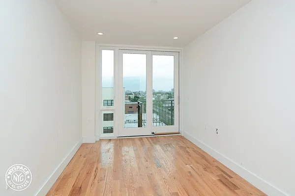 Rented by MySpaceNYC | media 12