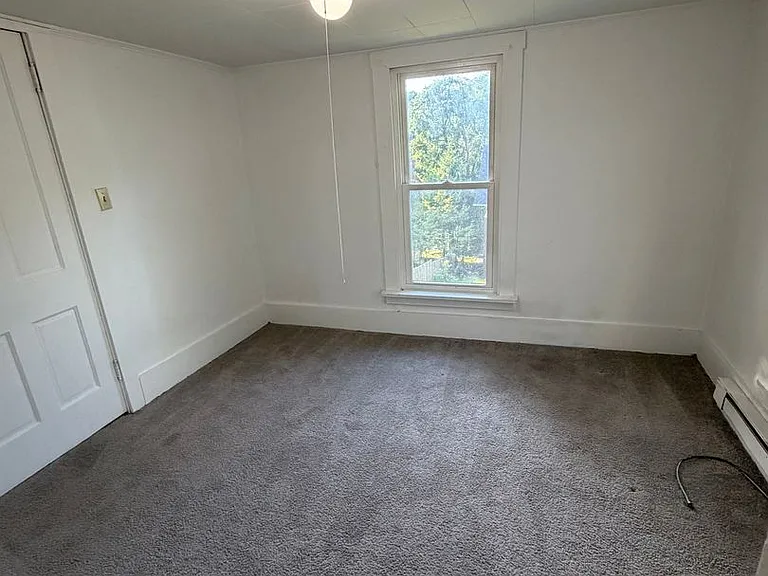 311 E Lamb St — Photo 15