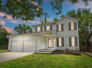 7113 Dunn Rd, Cincinnati, OH 45230