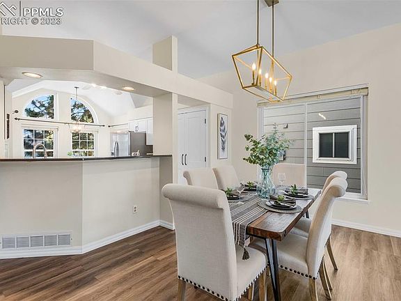4th image of 8058 Scarborough Dr