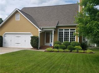 5902 High View Rd, Greensboro, NC 27410