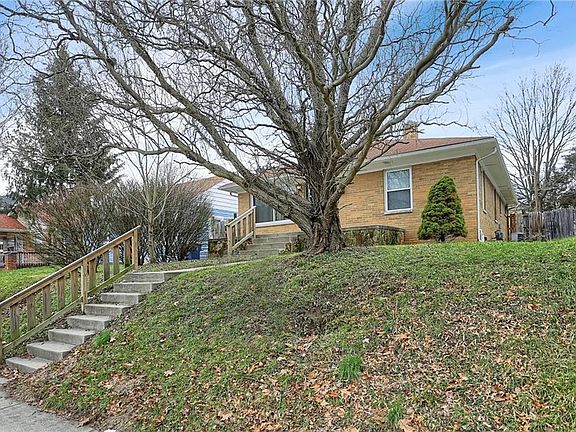 2nd image of 4044 N Capitol Ave