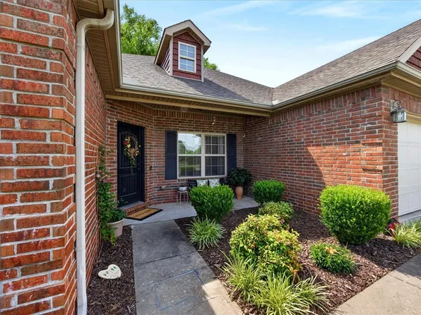 11756 Club House Pkwy, Farmington, AR 72730