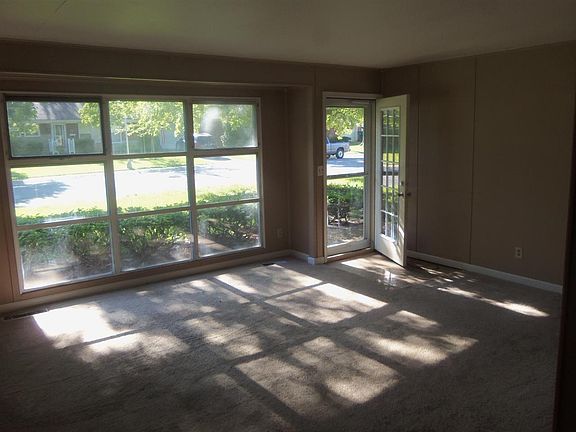 5th image of 908 S 19th St