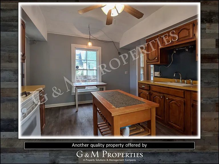18 Hickory St — Photo 24