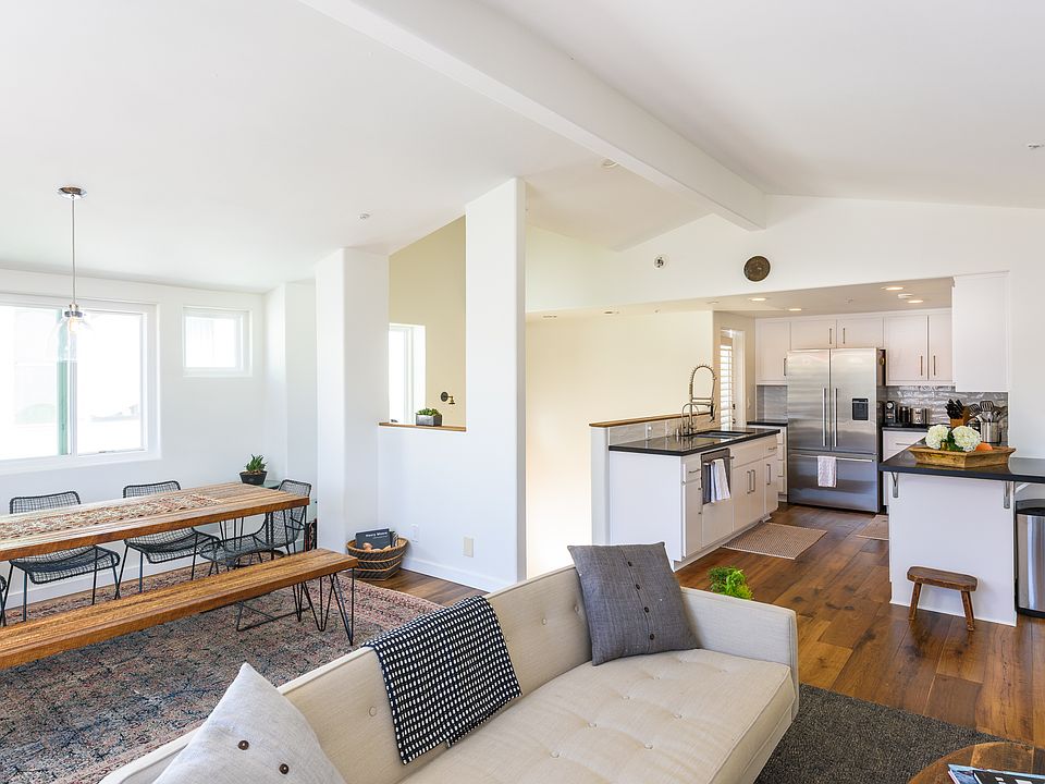 1st image of 437 Marine Ave #B