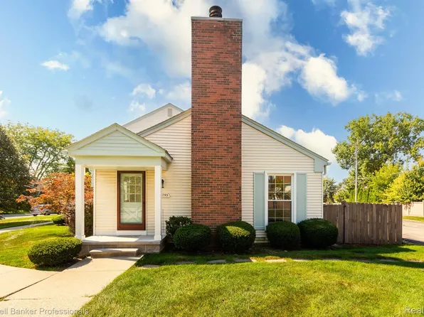23793 Stonehenge Blvd, Novi, MI 48375