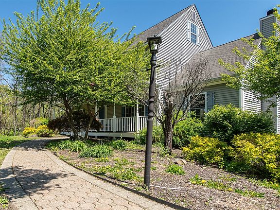 3rd image of 66 Gretna Road