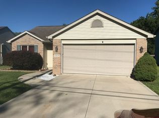 1819 Olladale Dr, Fort Wayne, IN 46808