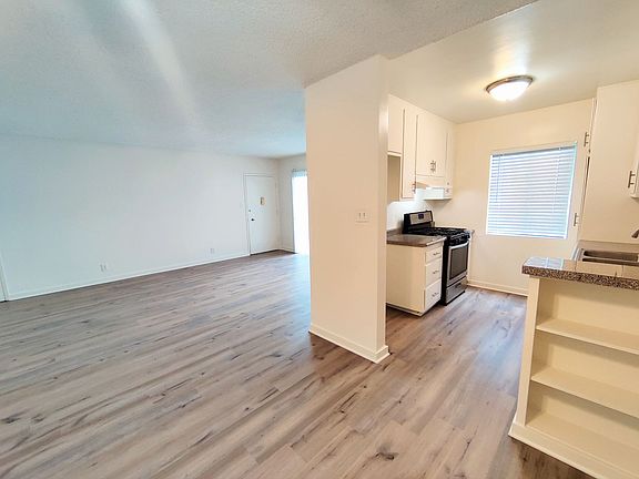 3rd image of 5516 Corteen Pl APT 5