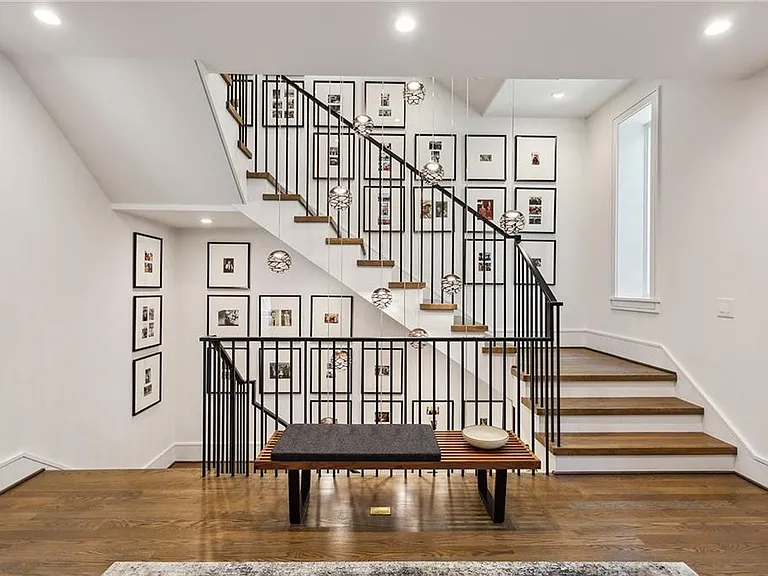 2525 Peachtree Rd NE #32 — Photo 21