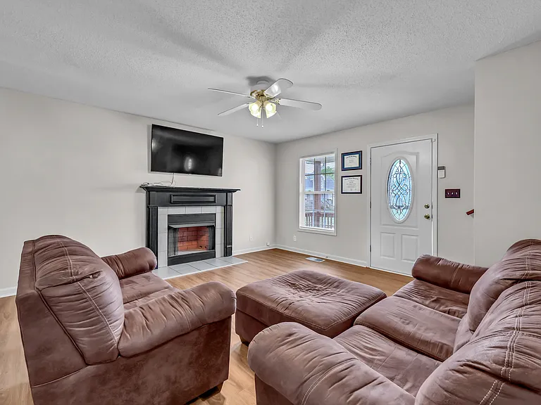 3742 Parsons Way — Photo 12