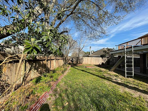 3rd image of 15614 Barbarossa Dr