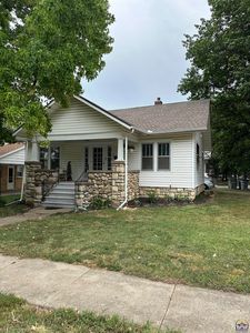902 W 12th Ave, Emporia, KS, 66801