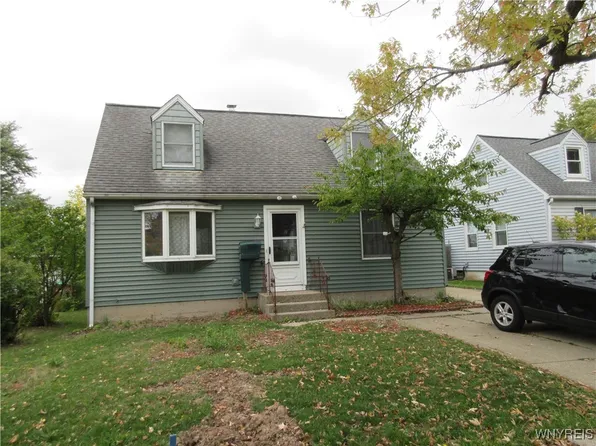 46 Princeton Ct, Cheektowaga, NY 14225