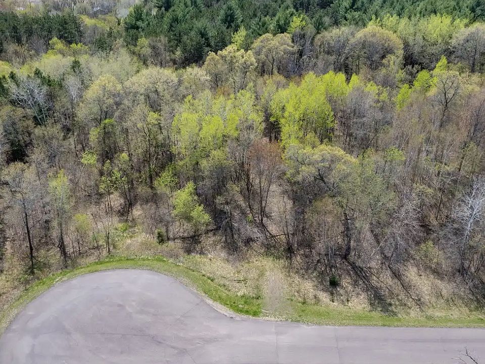 2nd image of 949 216th Ave