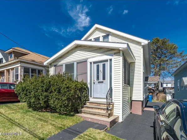 33 Lawn Avenue, Albany, NY 12204