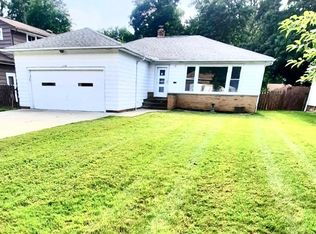 1148 Hansford Rd, Lyndhurst, OH 44124