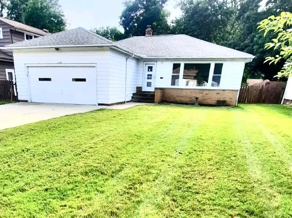 1148 Hansford Rd, Lyndhurst, OH 44124