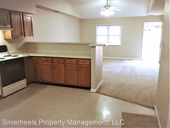 2nd image of 302 Ingleside Ave APT C