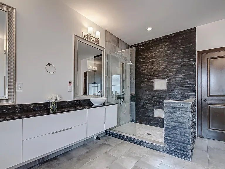 3543 Ashfield Dr — Photo 28