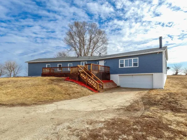 245 N 1800th Ave, Coal Valley, IL 61240