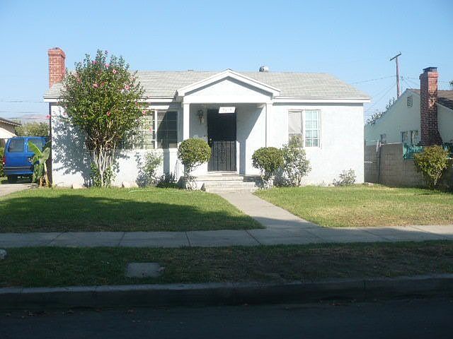 Courtesy of Park Place GMAC Real Estate
