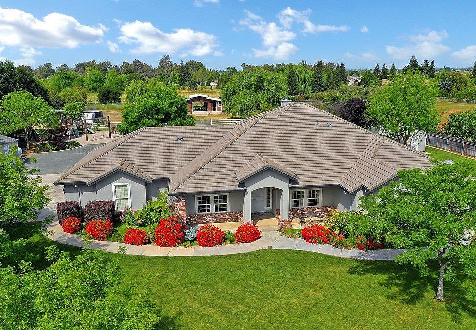 1st image of 10712 Esada Ct