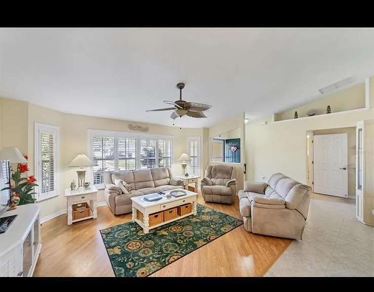 18327 Lamont Ave — Photo 21
