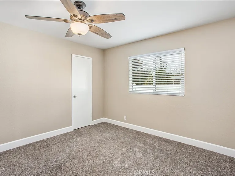 24705 1st Ave — Photo 5