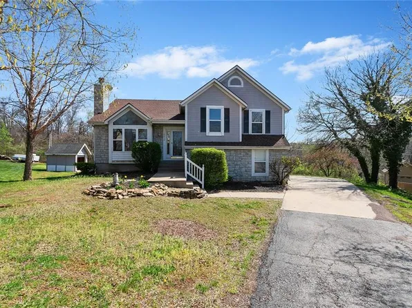 16430 149th Ter, Bonner Springs, KS 66012