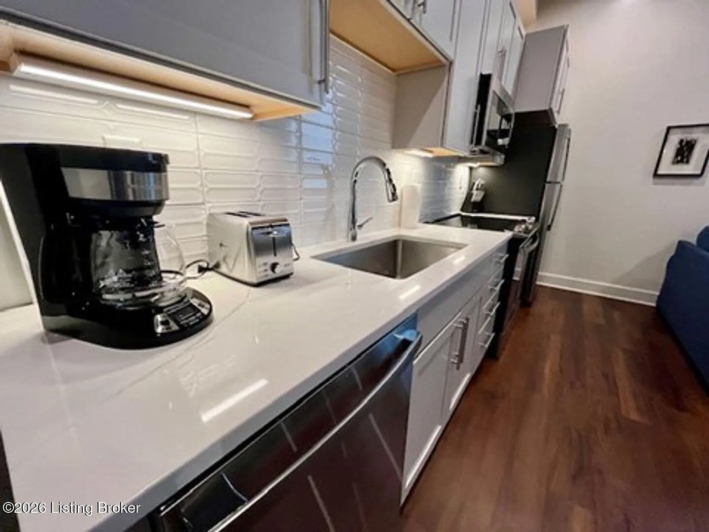 1 bed, 1.0 bath, 565 sqft, $1,695 — Photo 4