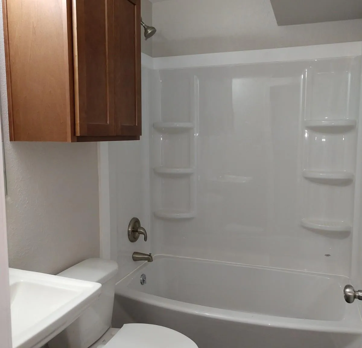 2 bed, 800 sqft, $1,095 — Photo 2