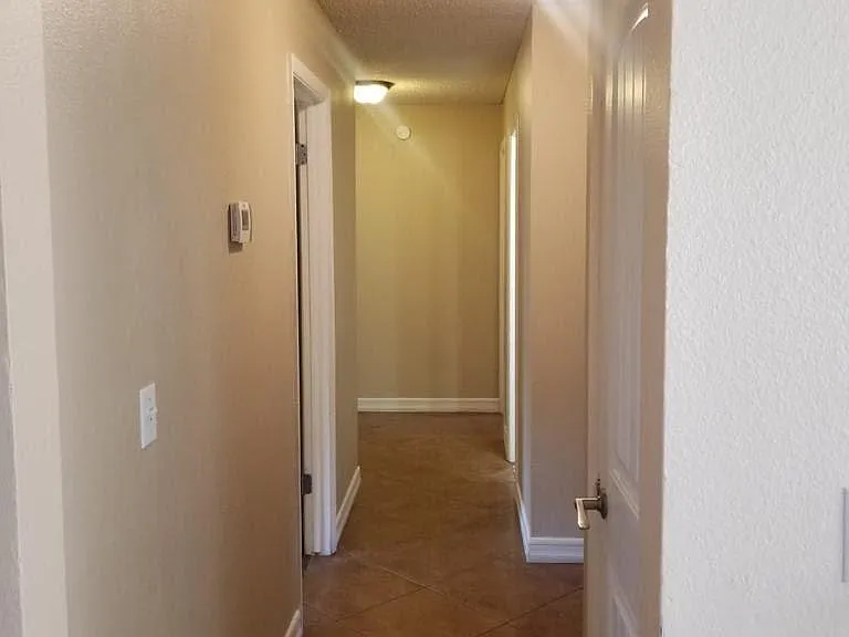 6813 High Bluff Way — Photo 5