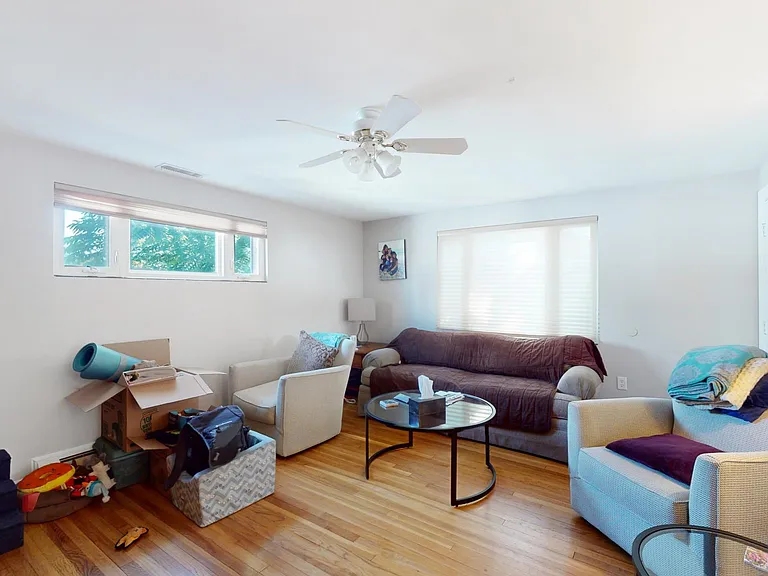 18 Eastburn St #2 — Photo 6
