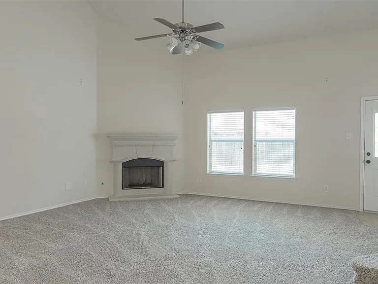 1902 Vernal Glen Cir — Photo 30